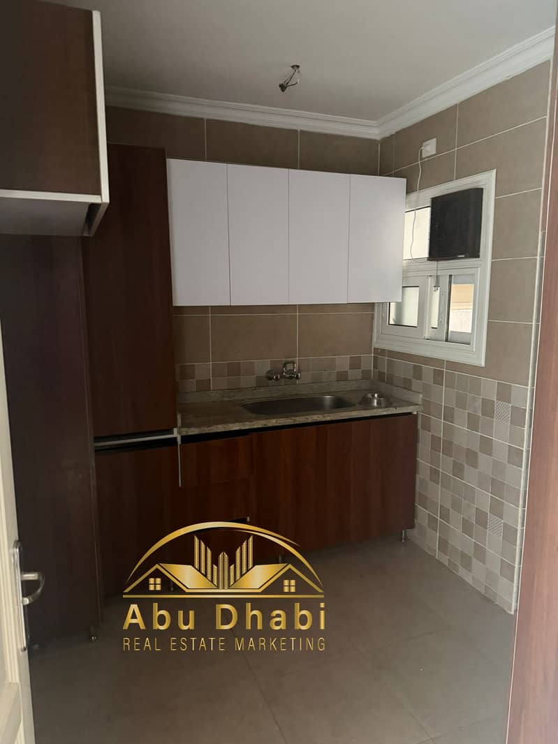 4 08fce16e-74bc-415b-92be-b0245ebe4c2d. jpg