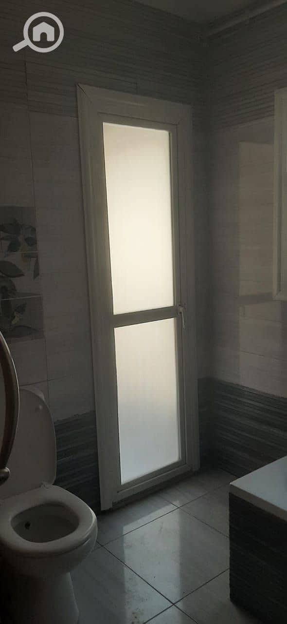 9 22715435-cf78-4672-9e5e-71d28dcba5ab. jpg