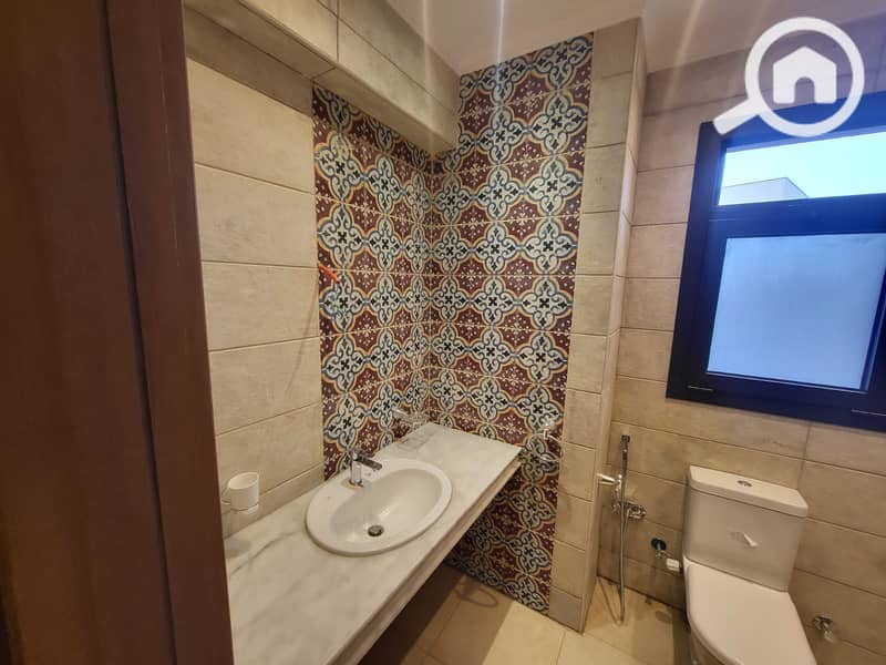 4 WhatsApp Image 2025-11-01 at 11.14. 49 AM. jpeg