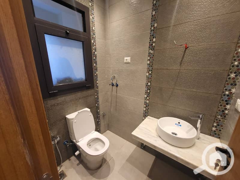 7 WhatsApp Image 2025-11-01 at 11.14. 47 AM (2). jpeg