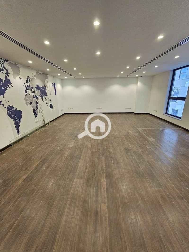 11 WhatsApp Image 2025-10-27 at 12.03. 11 PM. jpeg