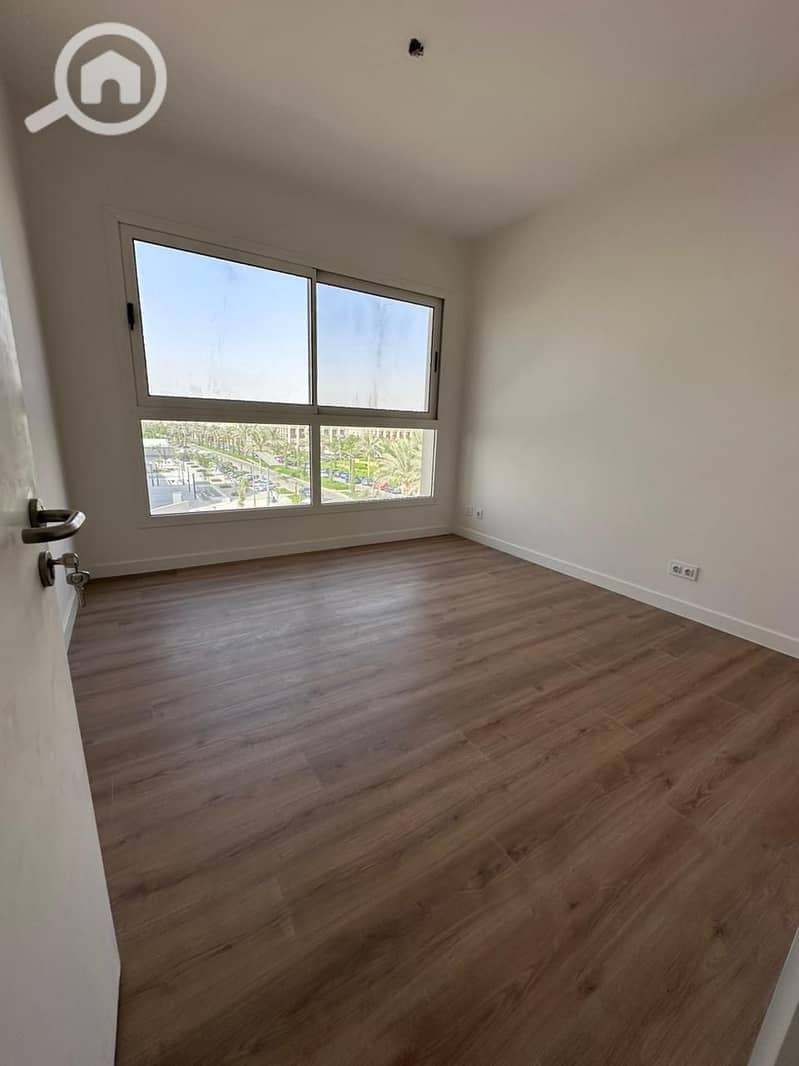 3 WhatsApp Image 2025-10-17 at 16.13. 31 (11). jpeg