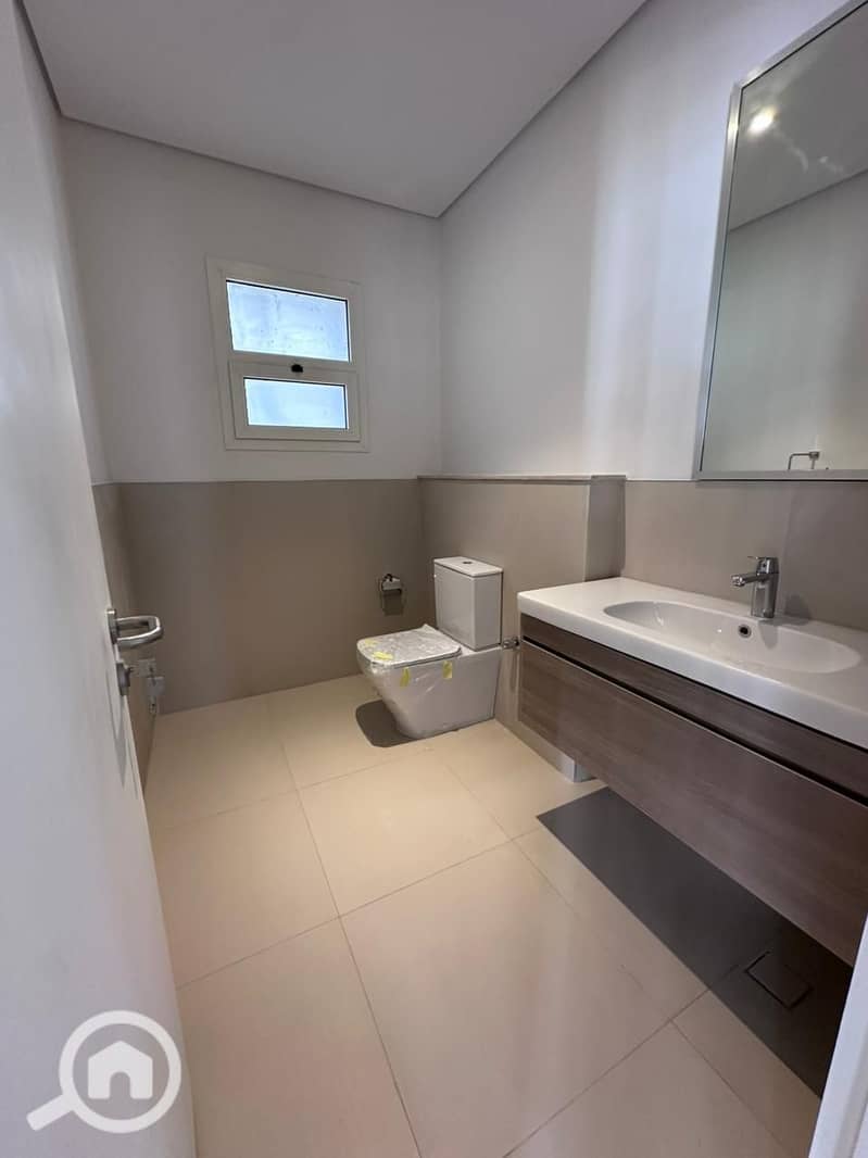 14 WhatsApp Image 2025-10-17 at 16.13. 31. jpeg