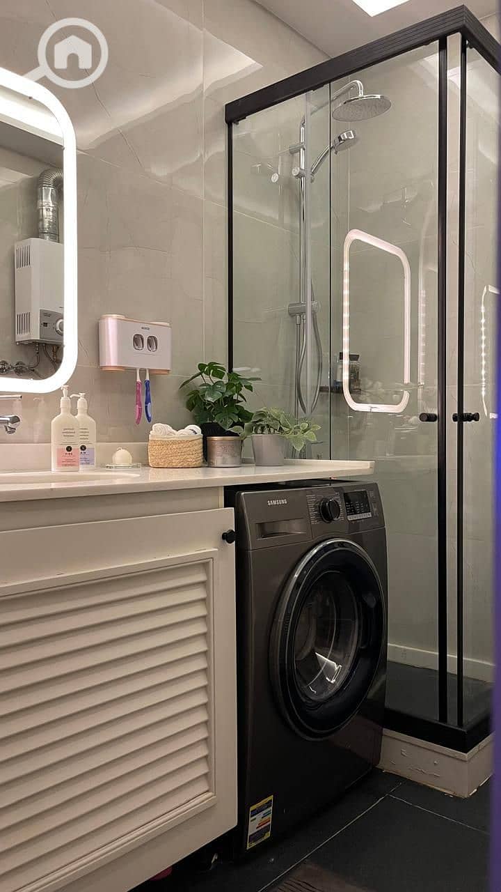 10 1d01169f-729f-46b0-8b0c-c48dd1ef9b66. jpg