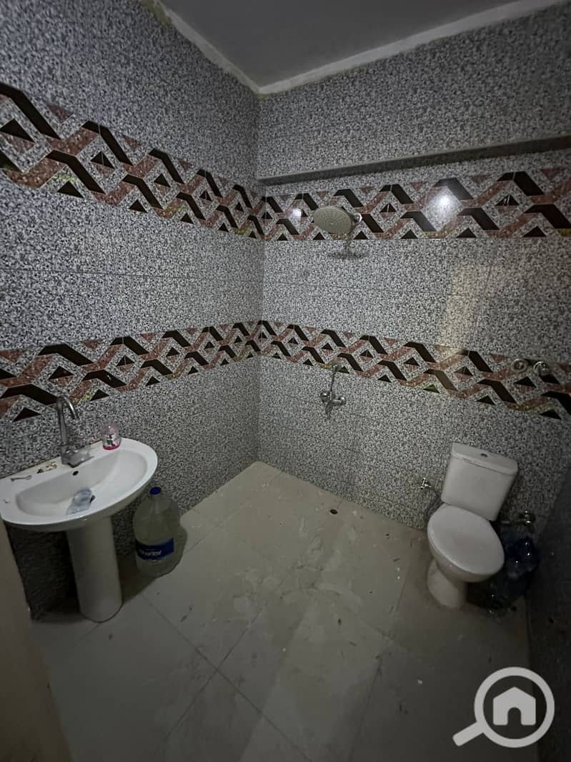 5 WhatsApp Image 2025-11-01 at 12.47. 00 PM. jpeg