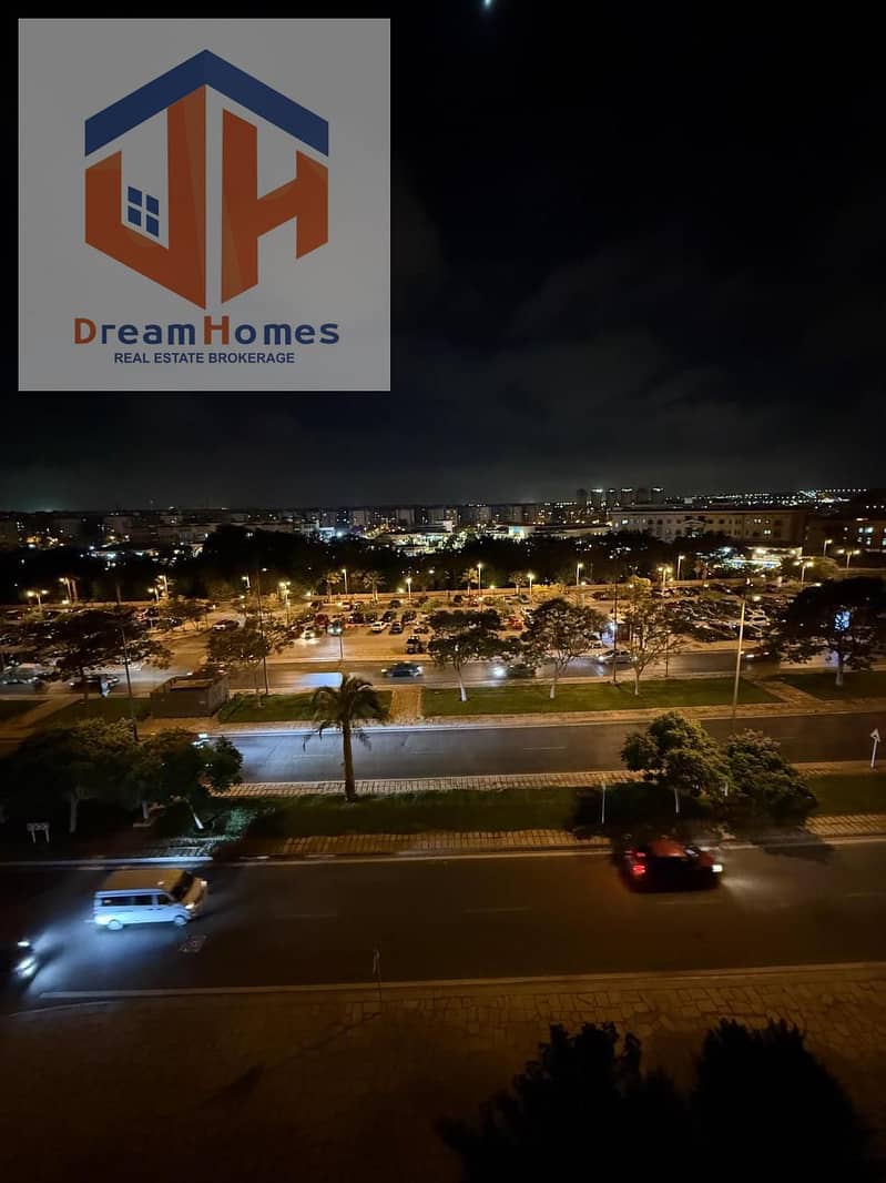 2 001f0a5b-a4ff-41b4-ac2d-905e80cd1d15. jpeg