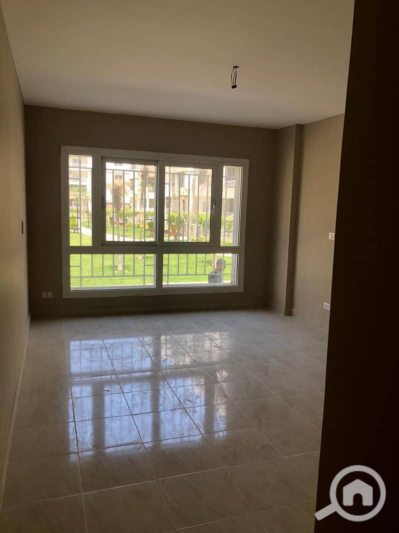 3 4da425e8-81e8-4dd2-a141-9df616f0e947. jpg