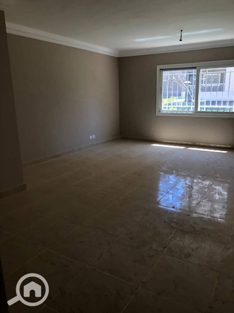 12 a4bb8f1b-a191-4988-adf1-82654dbcfbff. jpg