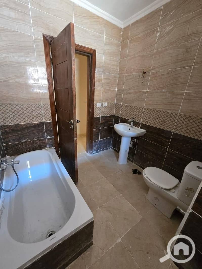 5 WhatsApp Image 2025-11-01 at 1.08. 45 PM (3). jpeg