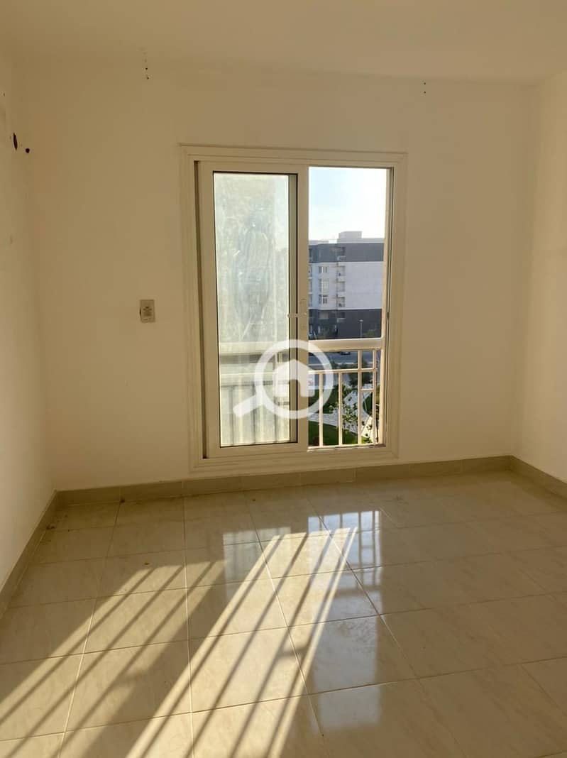 3 923e5a6f-ac10-46e5-824b-93ace1ed4daa. jpg