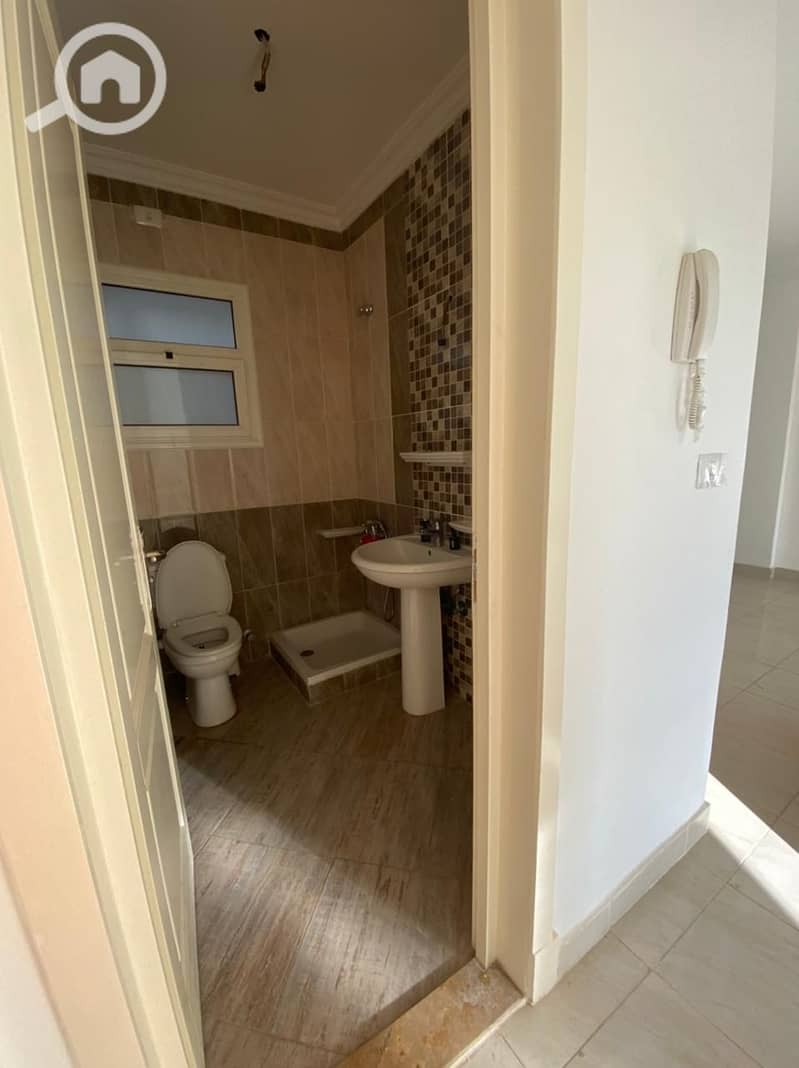 9 3e829036-be4d-4795-bcec-fa6b75a25e42. jpg