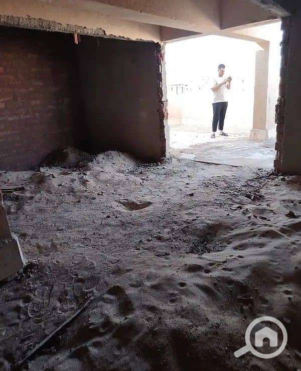 4 147869220-600x450. jpg