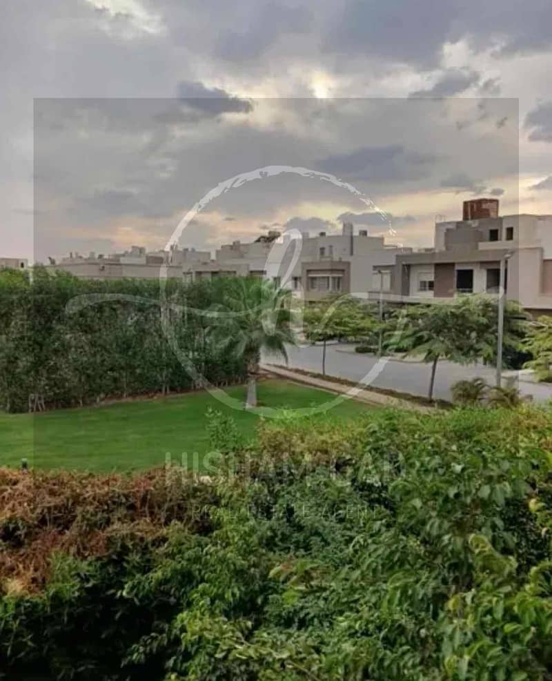 12 7864d5cf-25d4-42ab-895a-372573028129. jpg