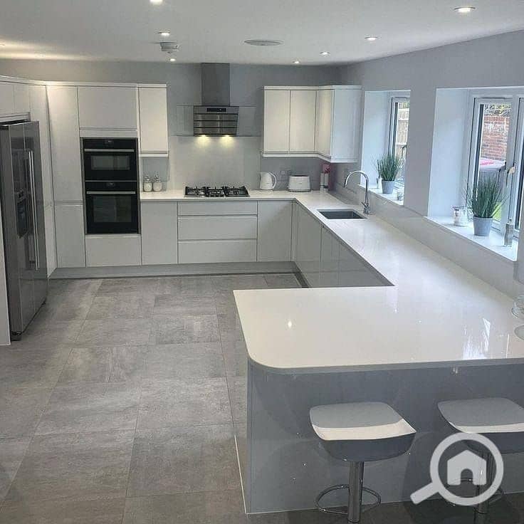 7 WhatsApp Image 2025-09-09 at 17.33. 57_35041586. jpg