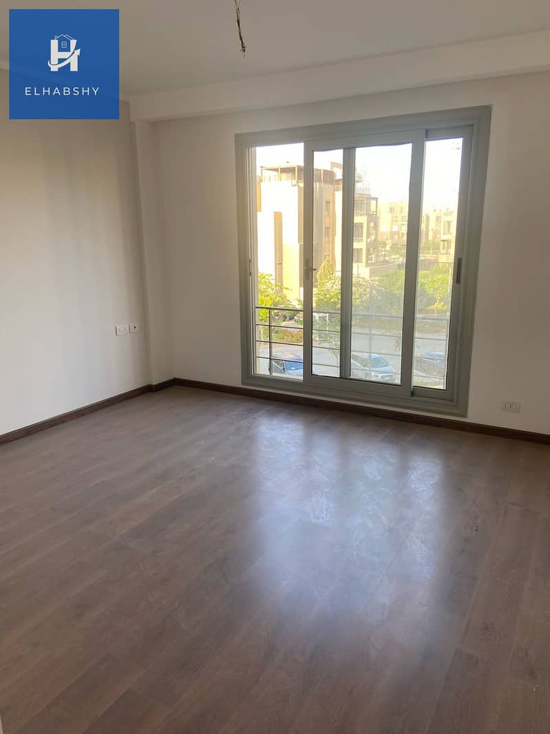 6 شقة للإيجار في 6 أكتوبر 170م  في كمبوند بالم باركس أول سكن فيو رائع ( منظر طبيعى ) (6). jpeg