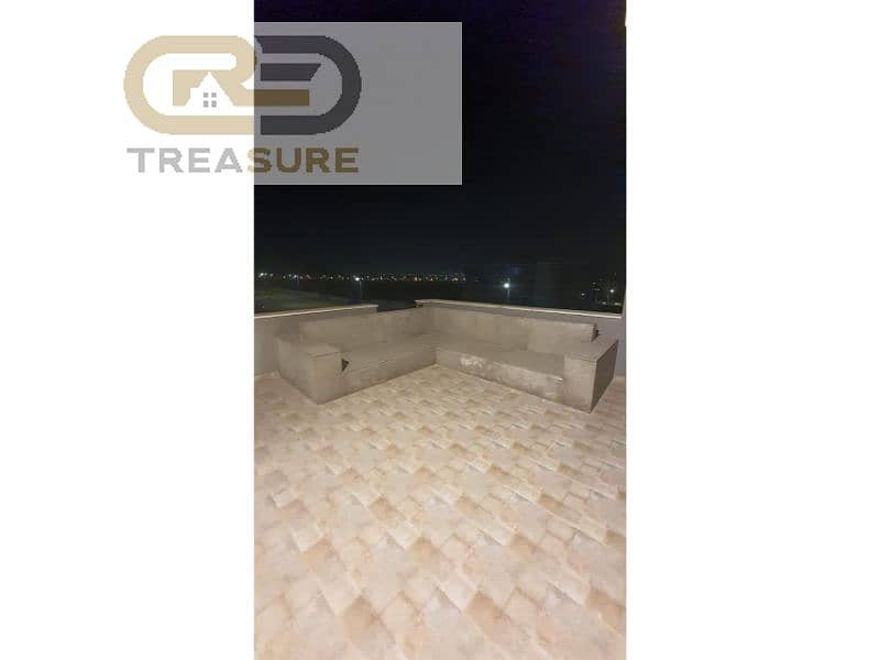 18 WhatsApp Image 2025-10-29 at 11.41. 34 PM. jpg