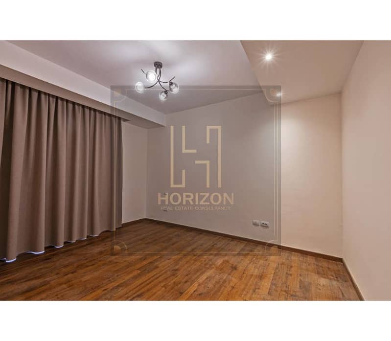 4 WhatsApp Image 2025-10-26 at 6.21. 14 PM (1). jpg