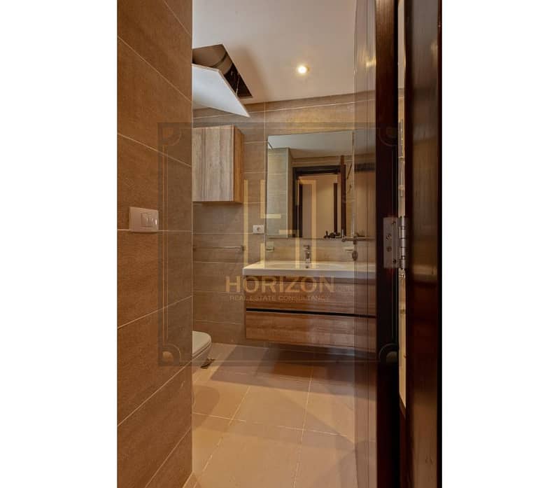 10 WhatsApp Image 2025-10-26 at 6.21. 17 PM (1). jpg