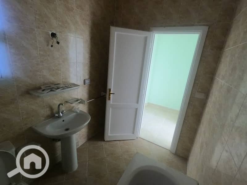 11 WhatsApp Image 2025-11-01 at 12.53. 28 PM (1). jpeg