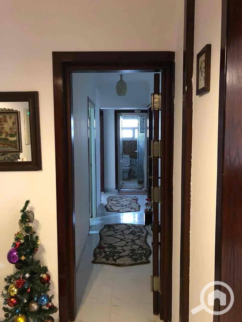 8 d08483f0-70e7-415c-a372-82618d2803d1. jpg