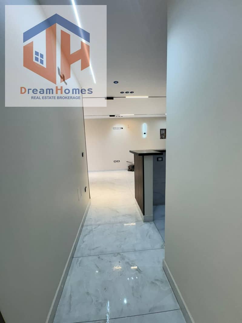 8 WhatsApp Image 2025-10-28 at 12.40. 52 (3). jpeg