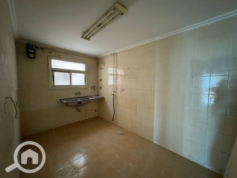 6 69e03ab2-e96b-4675-99c7-8b31713f2355. jpg