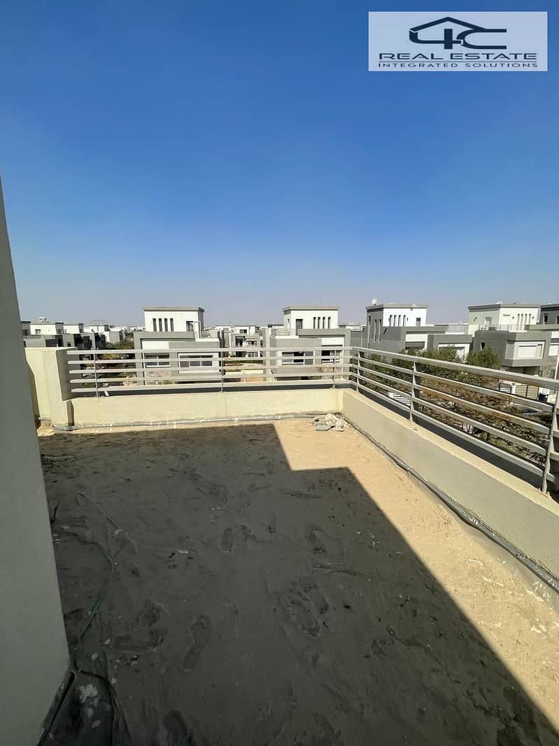 3 WhatsApp Image 2025-10-30 at 9.11. 37 PM (2). jpeg