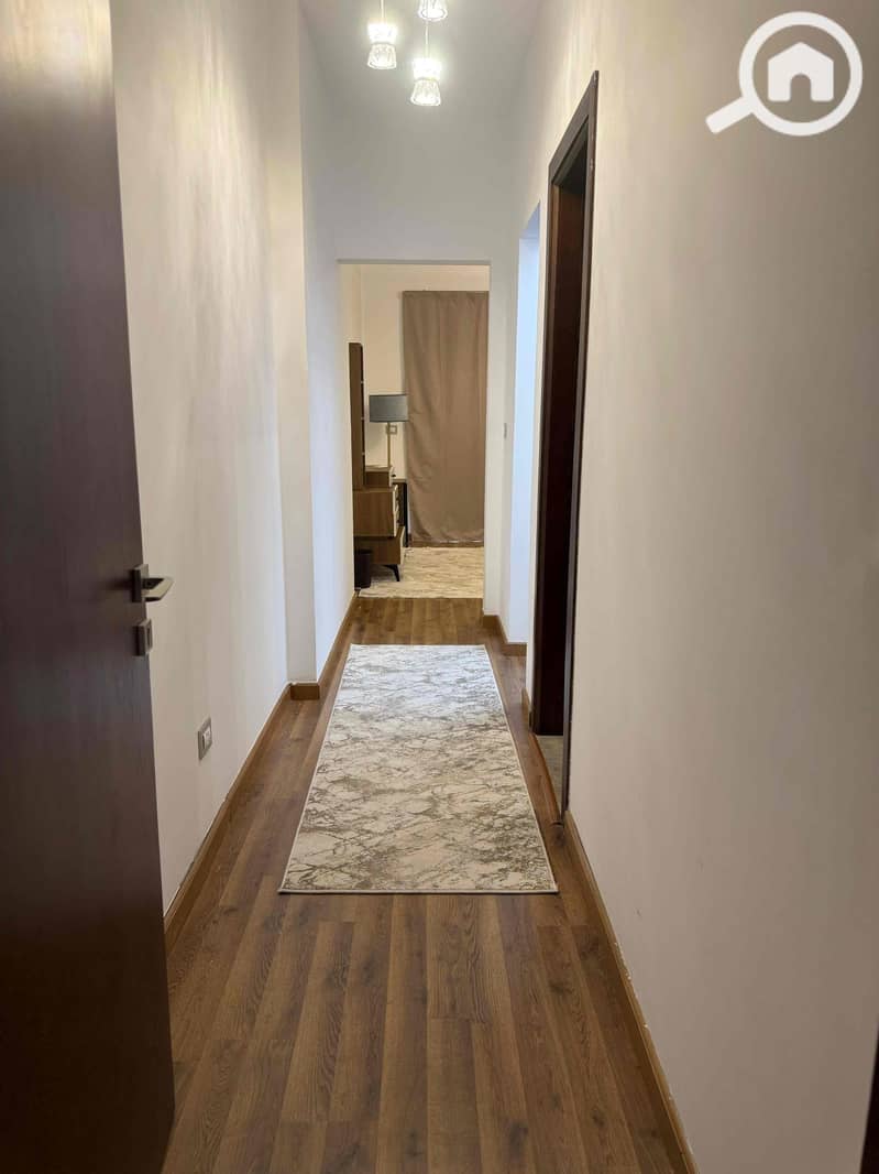 12 0a7208d8-635a-4210-8acb-5259f5c6e162. jpg