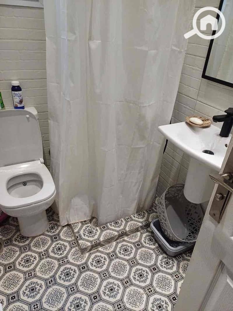 7 06dd0dc8-4132-4b8d-82a4-87c330777d1f. jpg