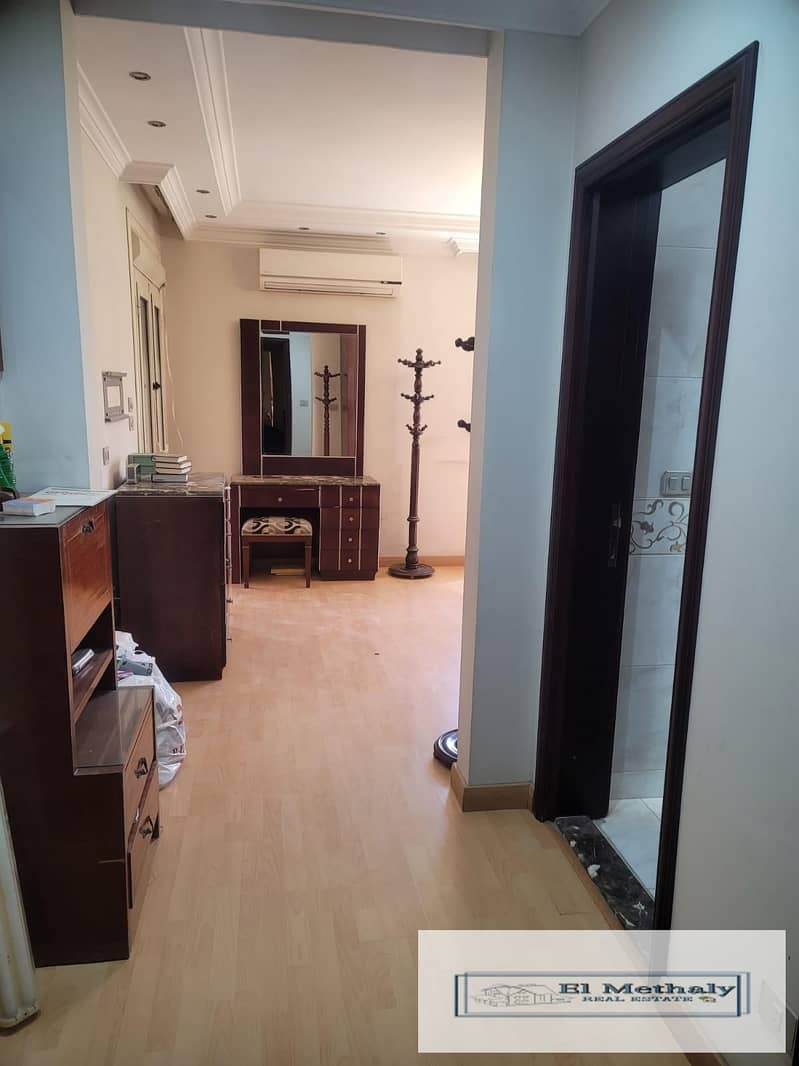 6 03f5fbaf-a76c-42ed-b61b-faf9a3a7d1da. jpg