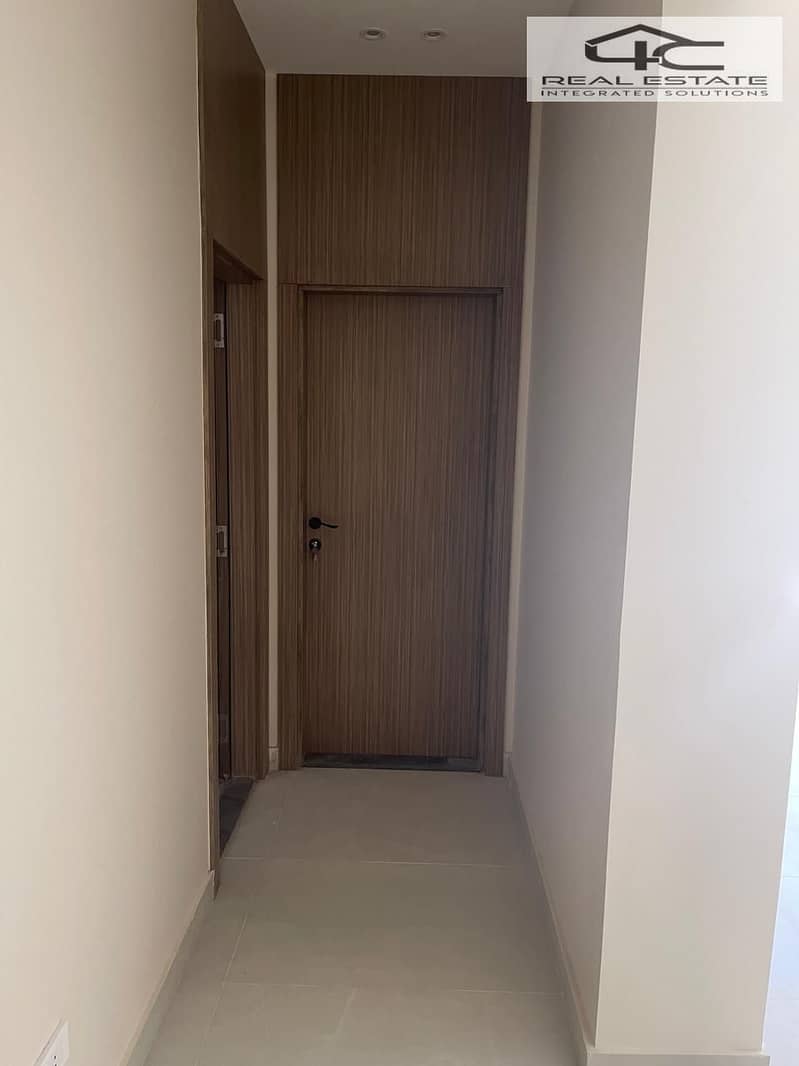 5 WhatsApp Image 2025-11-01 at 1.56. 57 PM (1). jpeg