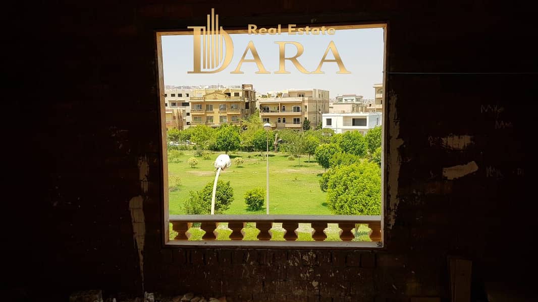 10 684ba0f8-21ba-4f1b-ac58-5c2a5a9df62d. jpg