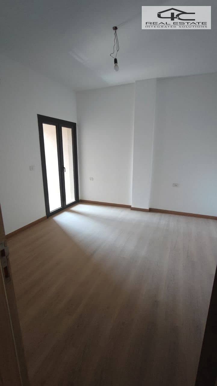 2 WhatsApp Image 2024-11-11 at 2.19. 00 PM. jpeg