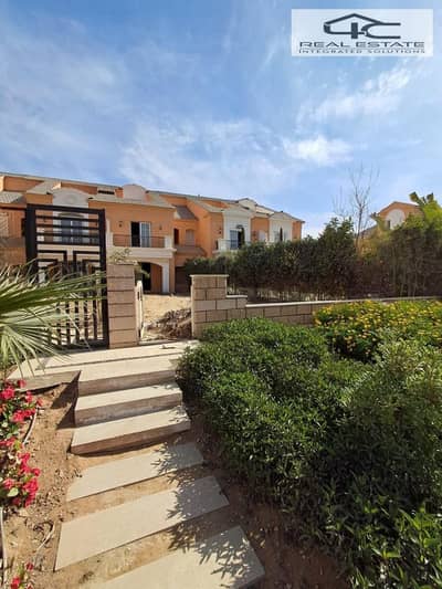 3 Bedroom Townhouse for Sale in New Cairo, Cairo - WhatsApp Image 2025-11-01 at 1.57. 25 PM (1). jpeg 3 Bedroom Townhouse for Sale in New Cairo, Cairo - WhatsApp Image 2025-11-01 at 1.57. 25 PM (1). jpeg