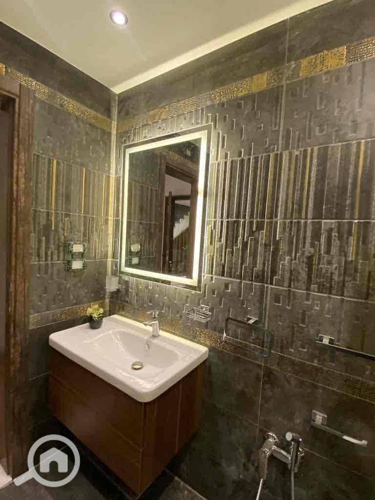 29 cc081212-22cb-4cf6-9caa-162f7dbe9902. jpg