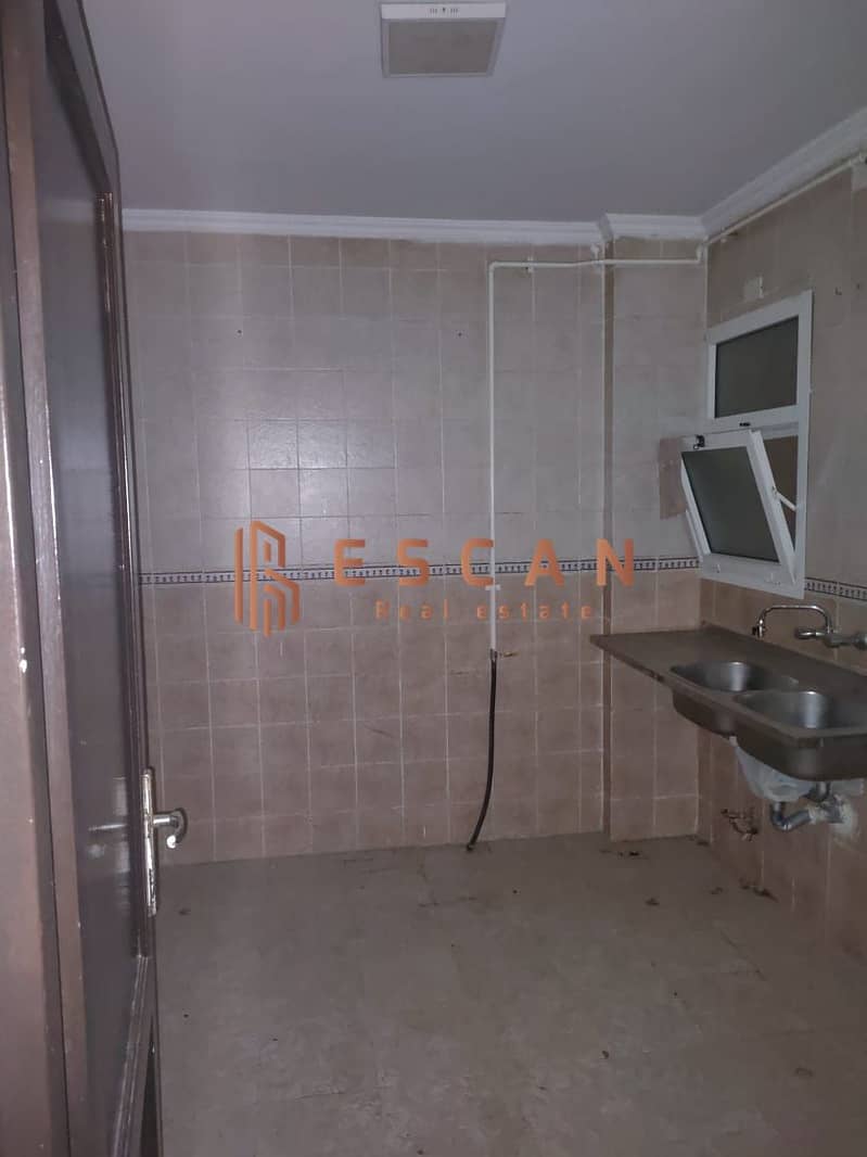 3 U192817 (21). jpeg