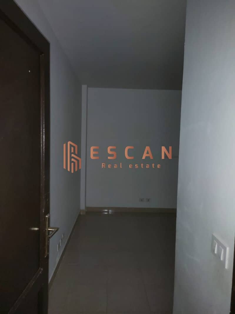 4 U192817 (18). jpeg