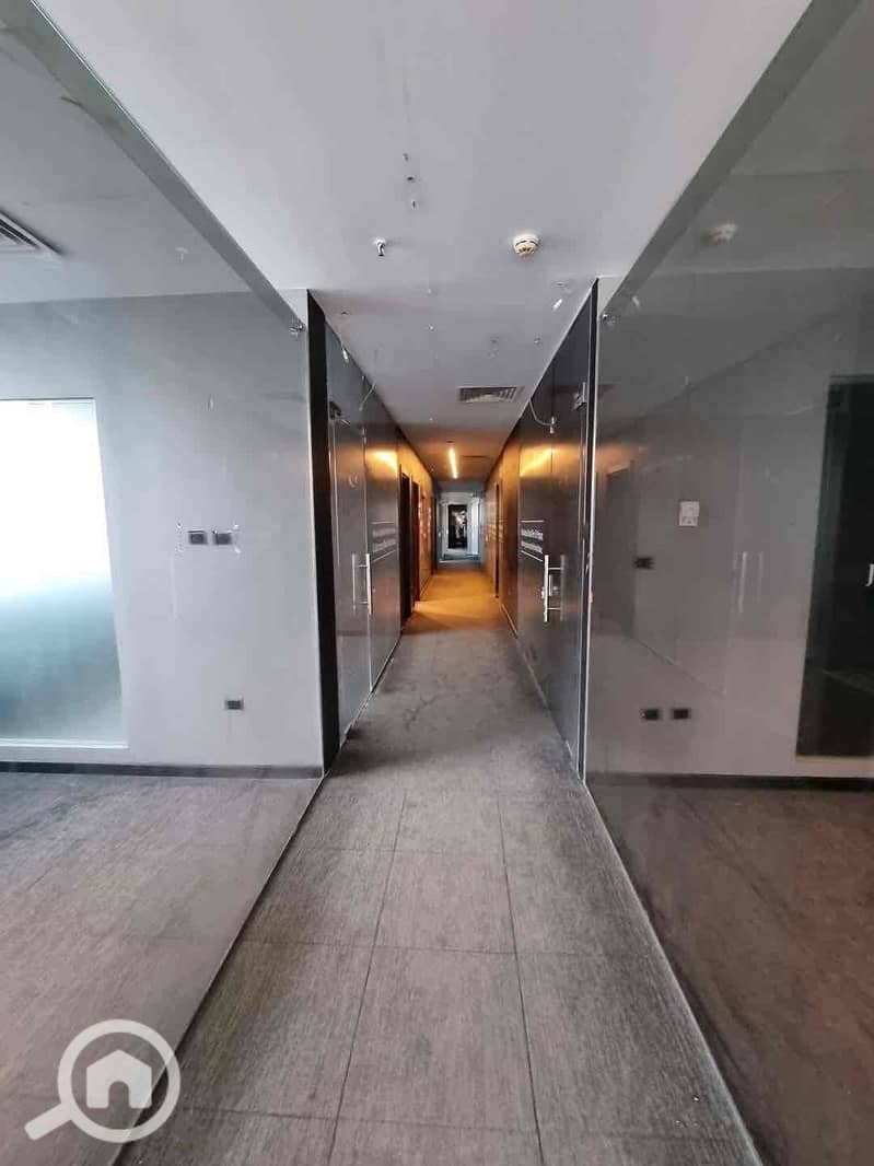 3 1fbf0e30-e572-45d8-99f0-2f6f33035d0f. jpg