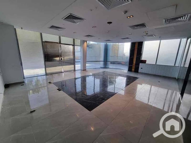 4 76357c53-3dcb-4168-951a-7585b63f7d1e. jpg