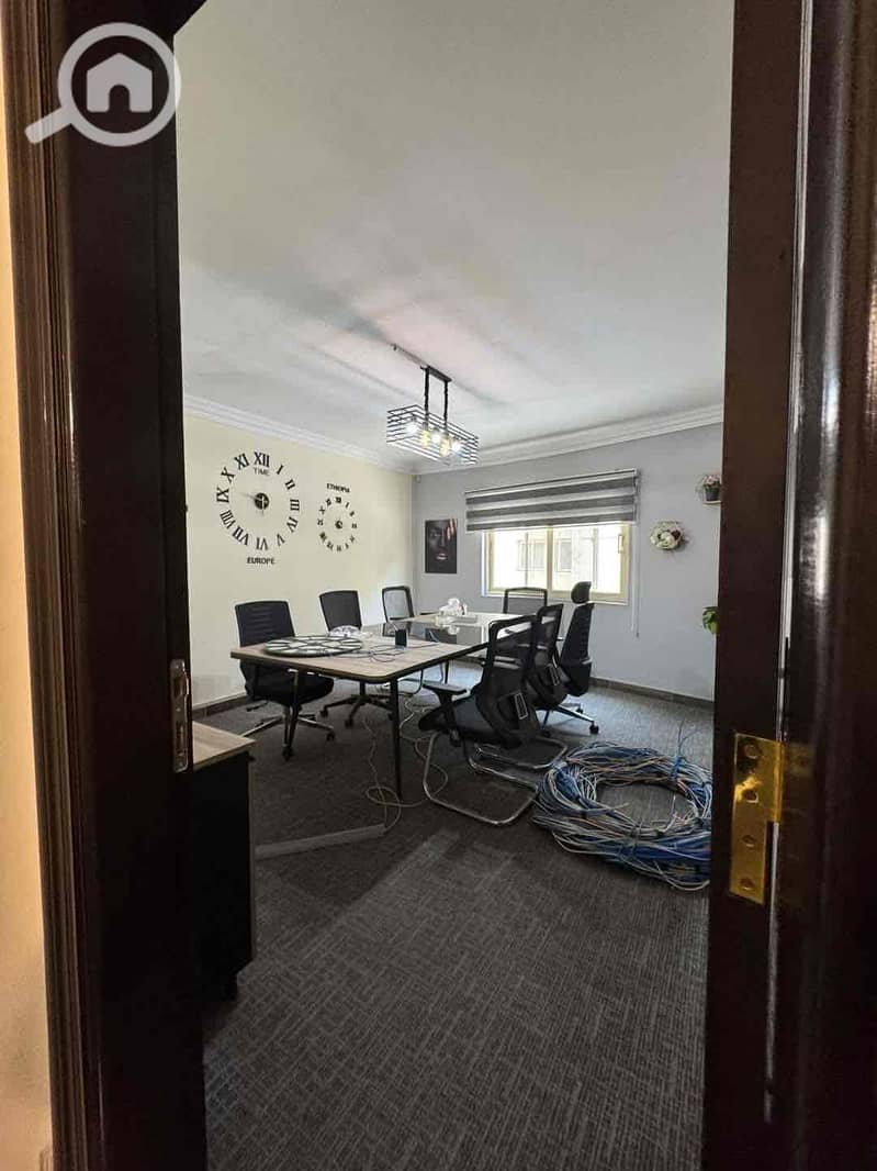 7 5f5e613f-f182-49ea-96a3-fc4d9a2dba91. jpg