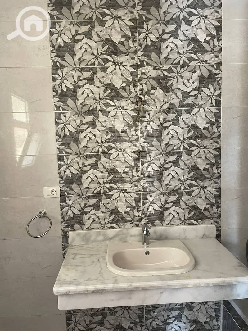 2 WhatsApp Image 2025-11-01 at 5.45. 59 AM (2). jpeg