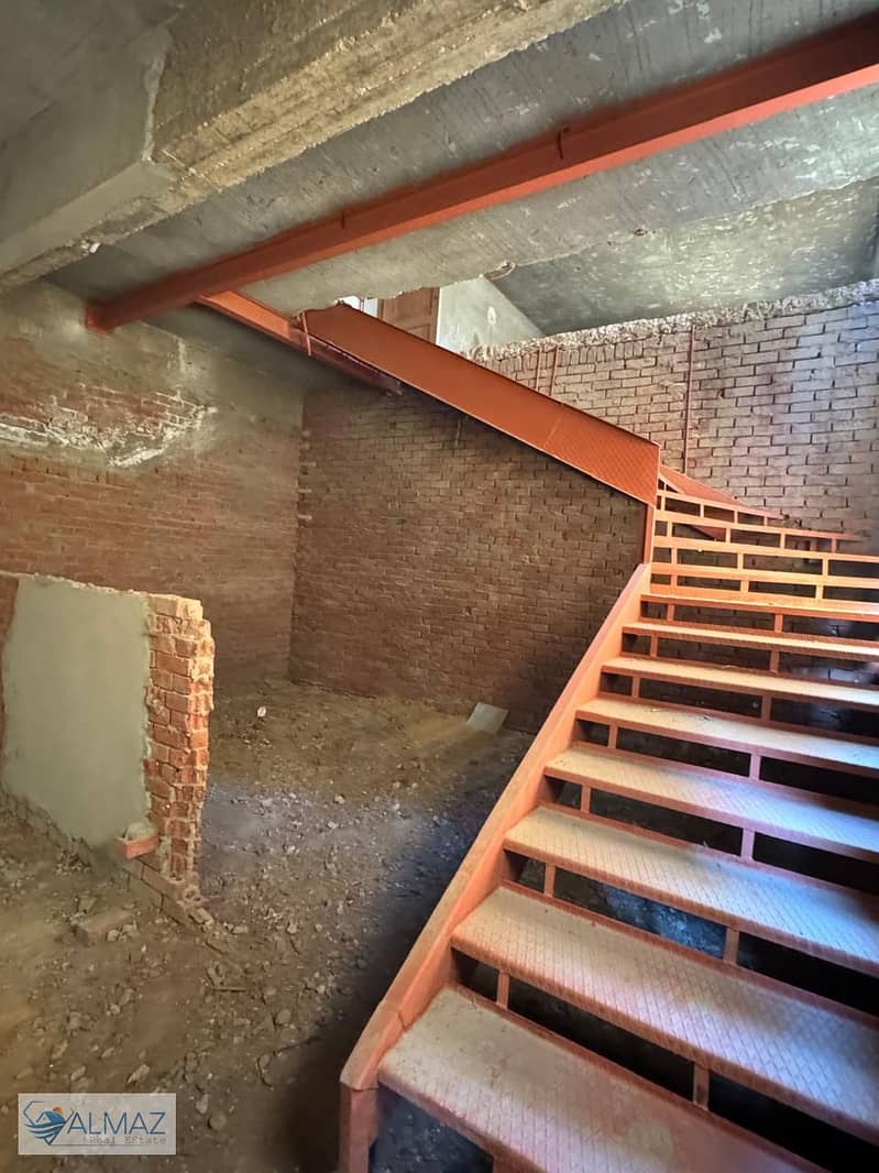 2 WhatsApp Image 2025-11-01 at 12.55. 16 PM (1). jpeg