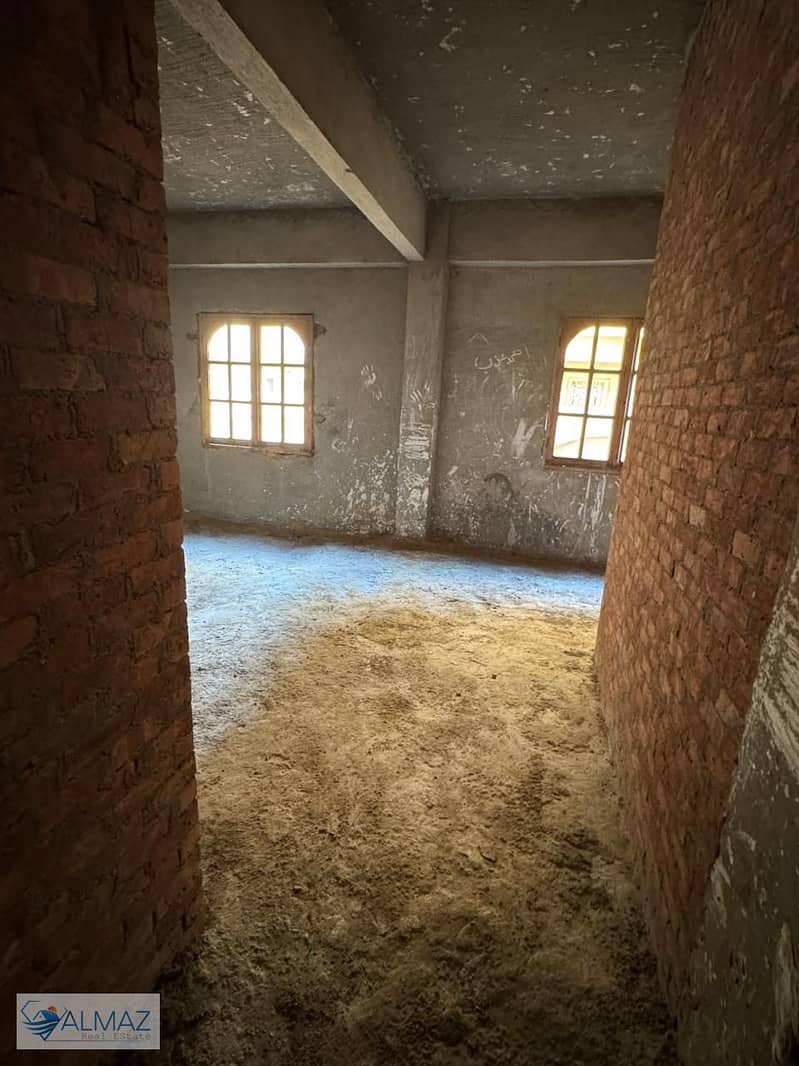 5 WhatsApp Image 2025-11-01 at 12.55. 15 PM (1). jpeg