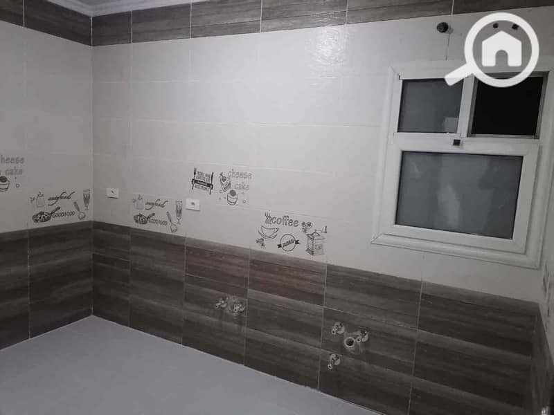 14 f1d7cbc1-1a88-43f0-986a-d3cf719bf5d2. jpg