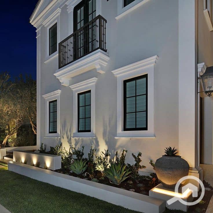 6 download (7). jpeg