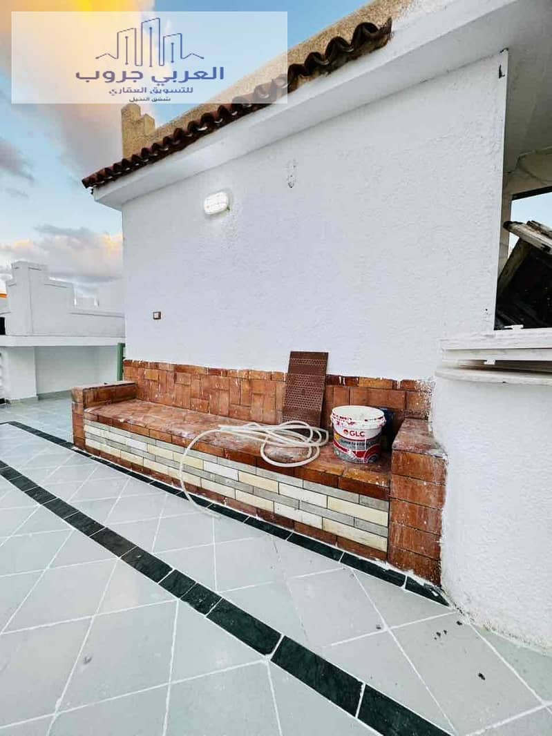 12 62868b58-9827-4201-a71c-5d6d515caca4. jpg