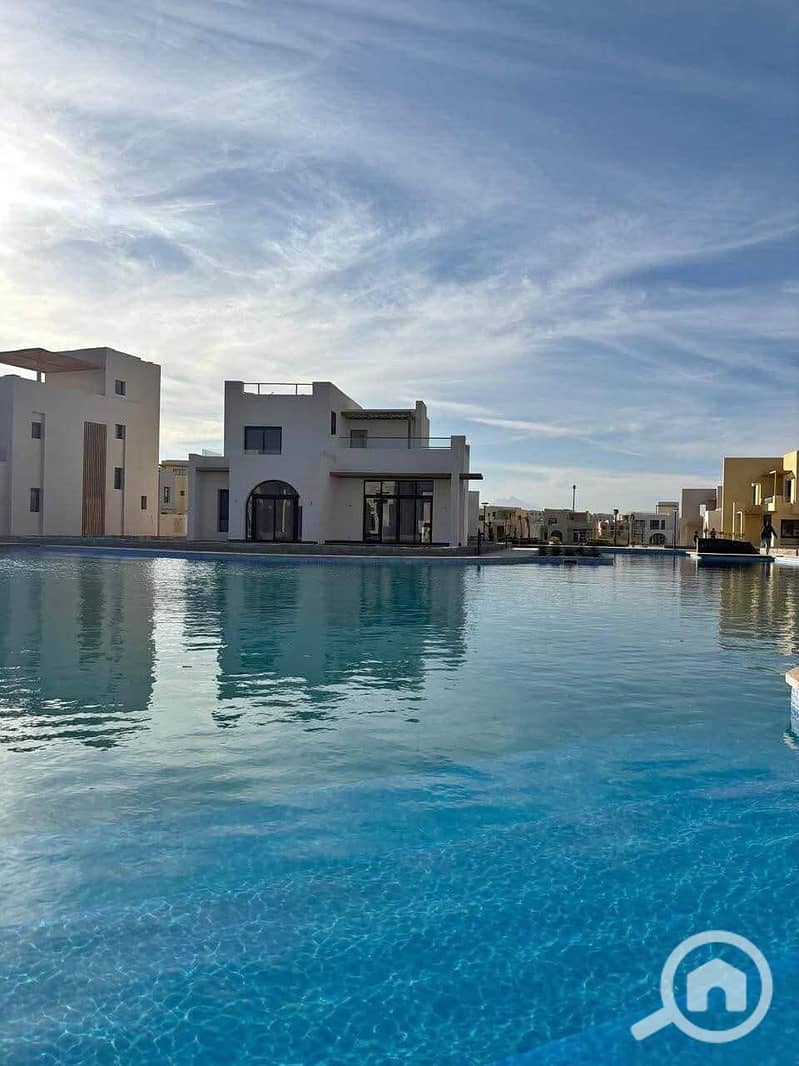 6 560574958_847528967930598_3181617319277212523_n. jpg