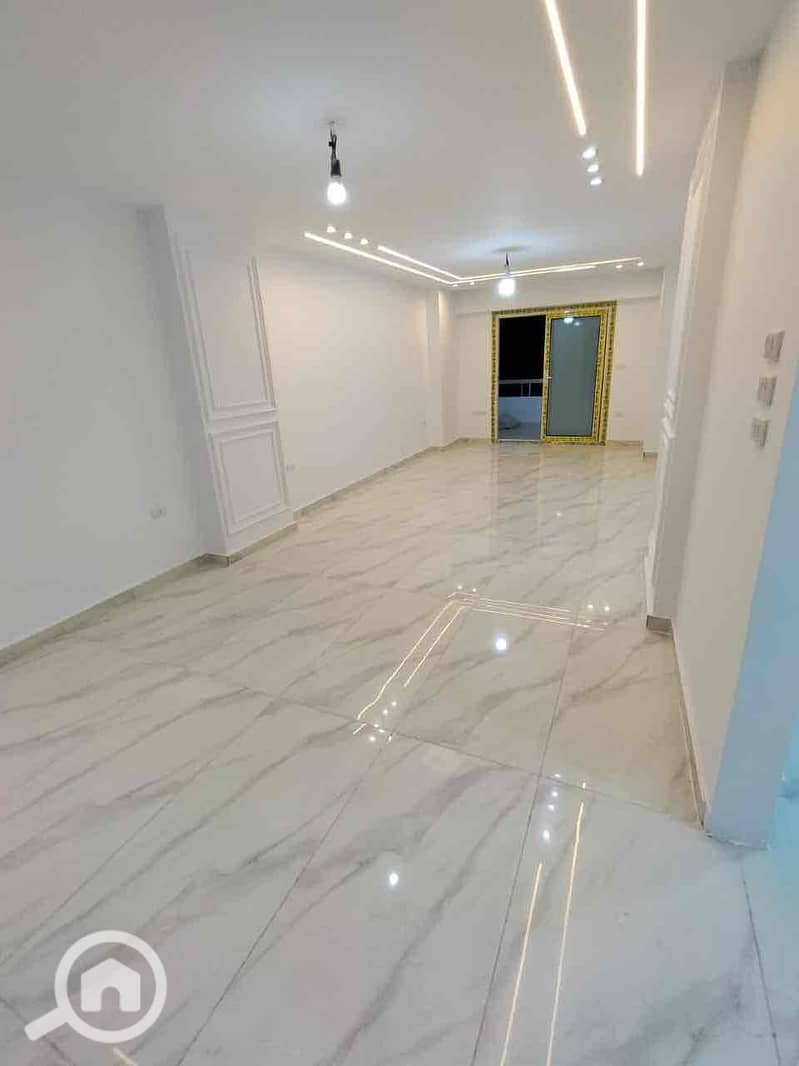 2 add9bcb3-f627-4bae-bf4e-b7637264be7a. jpg