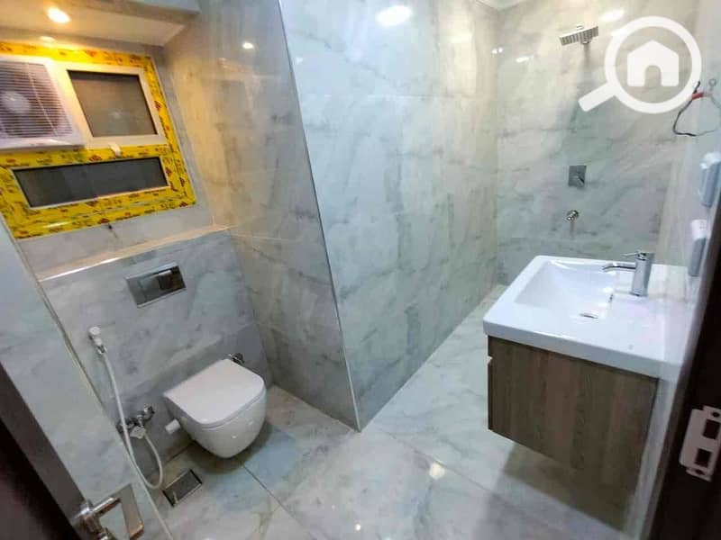 5 0b5c096d-3e85-44b8-a629-9d2b91e670ab. jpg