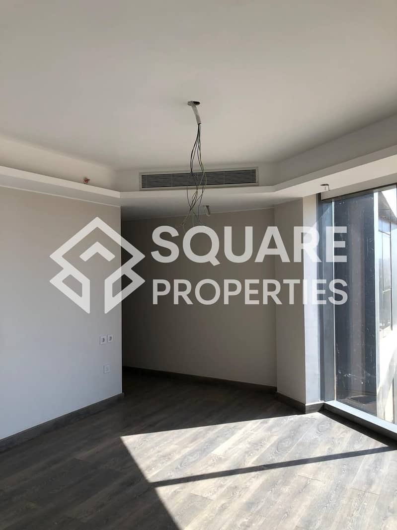 8 WhatsApp Image 2025-11-01 at 13.57. 45_ed6825c6. jpg